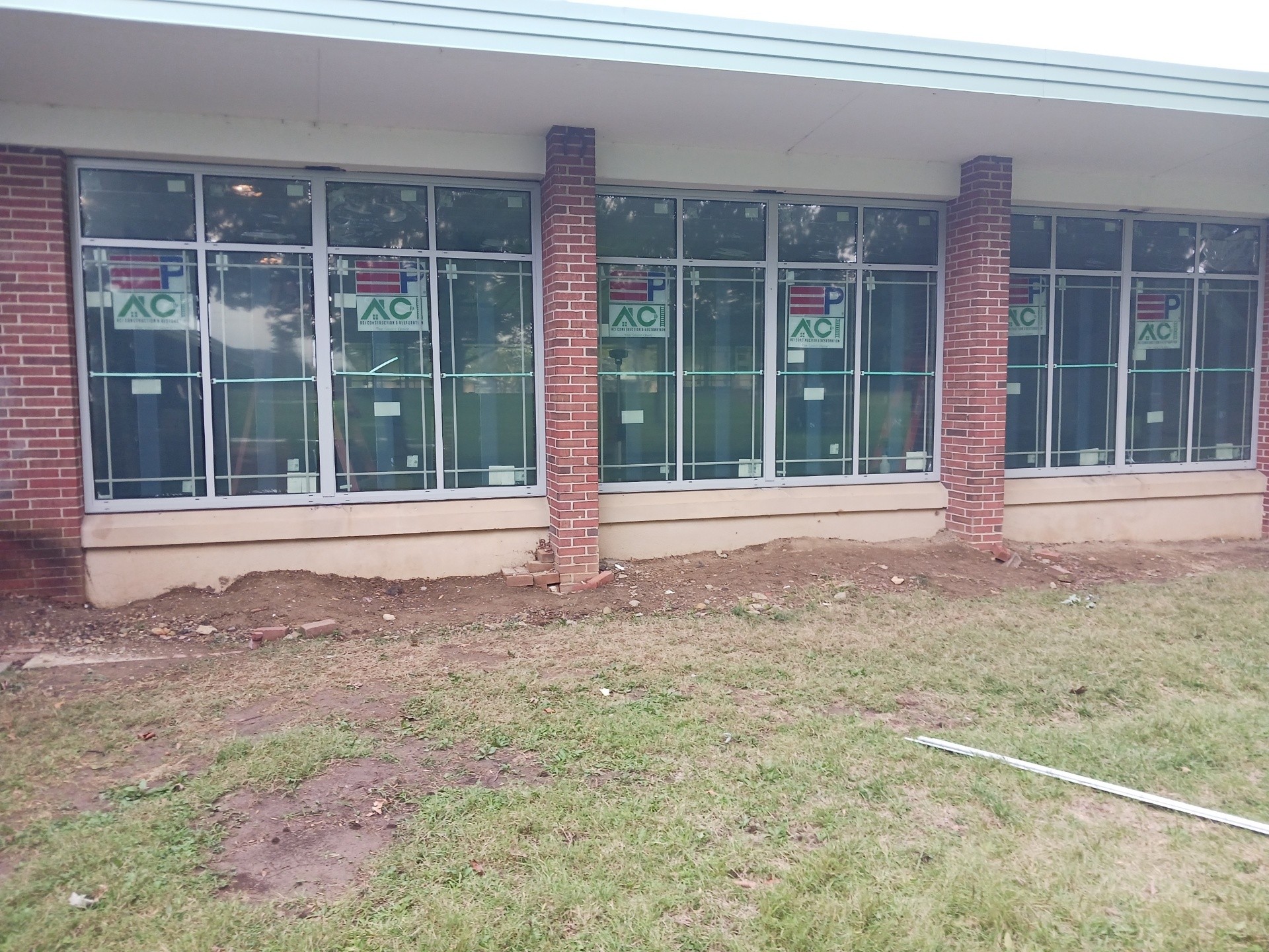Commercial window replacement