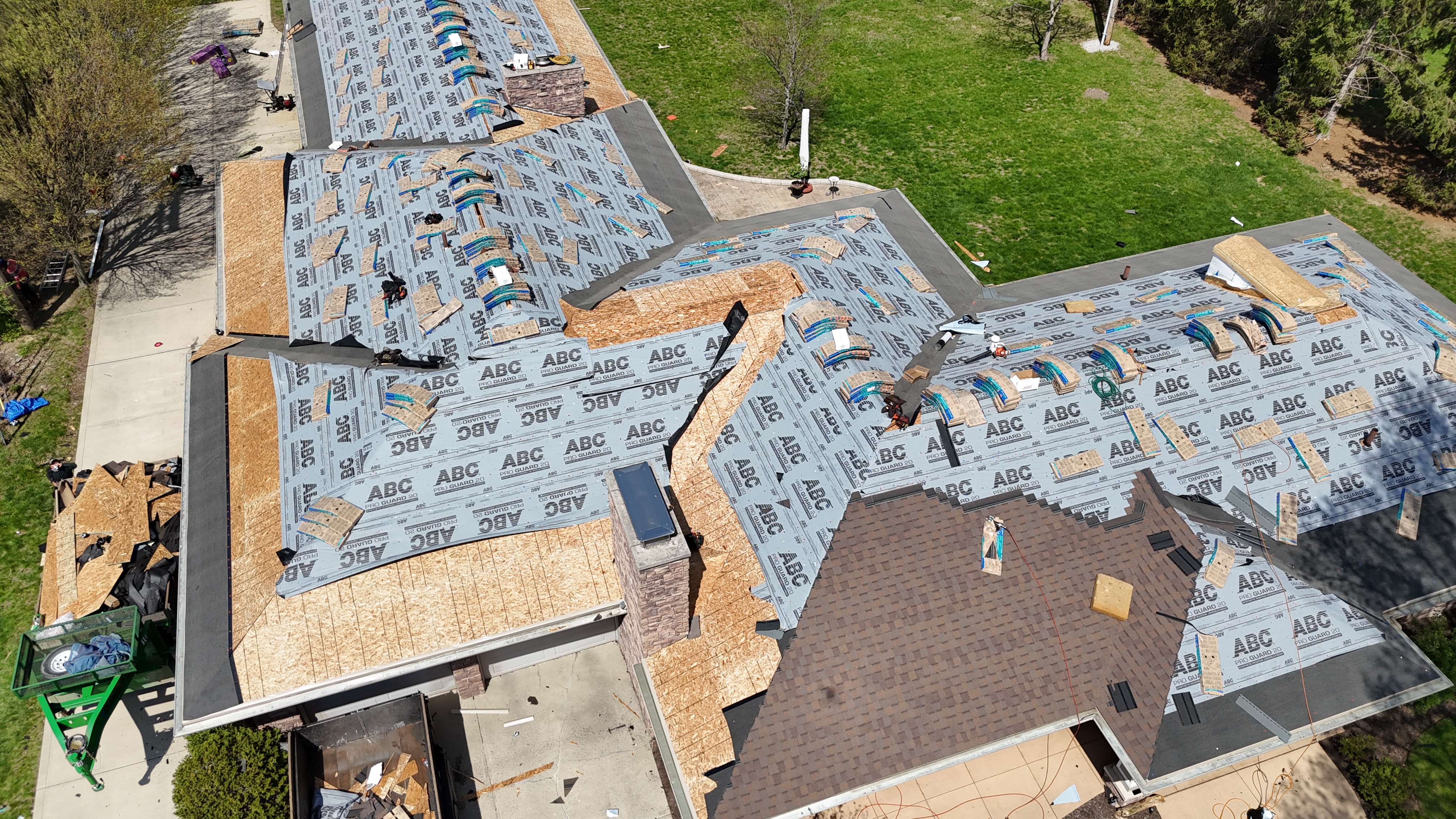 Shingle roof replacement in Upper Arlington Ohio